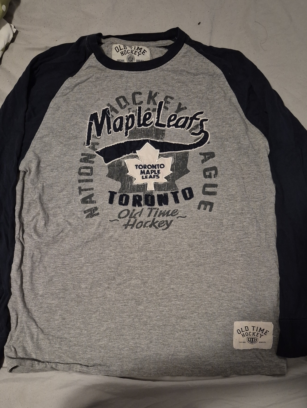 Toronto Maple Leafs Grey & Navy Raglan Long-Sleeve Shirt -L